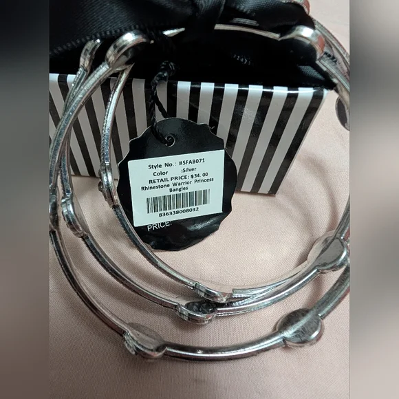 Bangles with Rhinestones - Picture 5 of 8